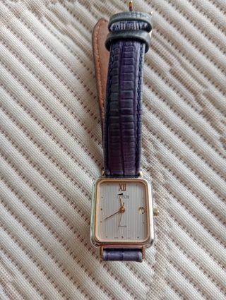Reloj Lotus mujer, correa morada