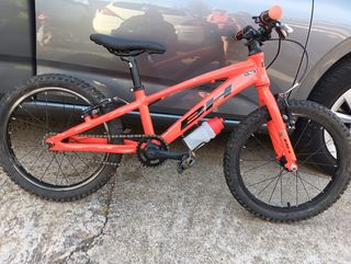 Bicicleta BH infantil