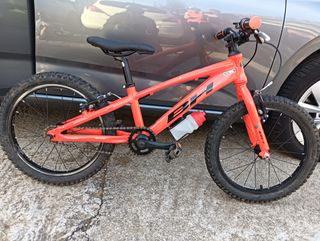 Bicicleta BH infantil