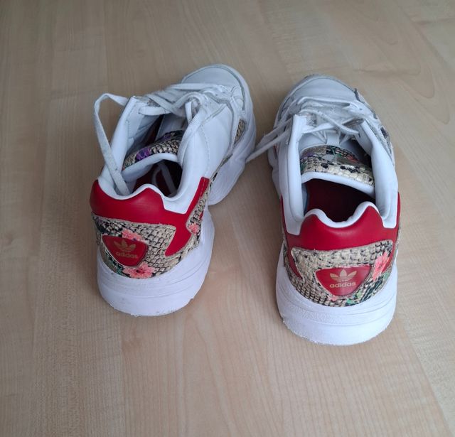 Adidas Falcon - Scarpe bianche e rosse