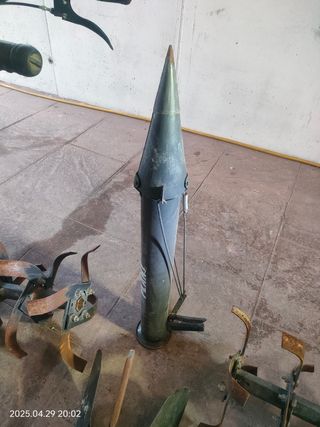 Motoazada. Motocultor nuevo.