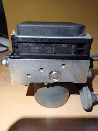 Centralita ABS Mercedes Clase B180