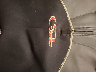 Traje neoprene impecable