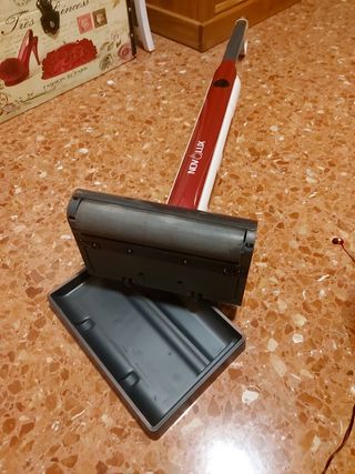 Aspirador escoba Lux:precio negociable