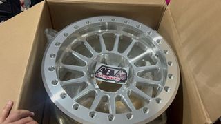 Llantas beadlook patrol