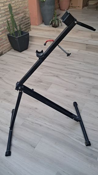 Soporte para reparar bicicleta
