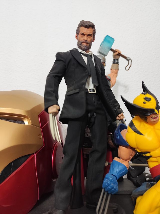 Figura Lobezno Hugh Jackman