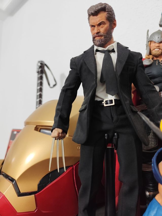 Figura Lobezno Hugh Jackman