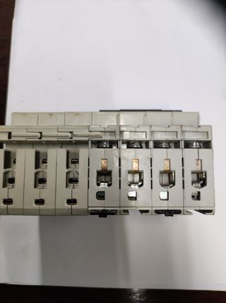 Interruptor sobretension