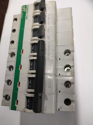 Interruptor sobretension