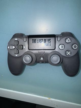 Ps4 Pro limited edition The last of us II