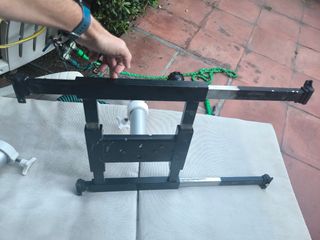 Base mesa caravana regulable altura