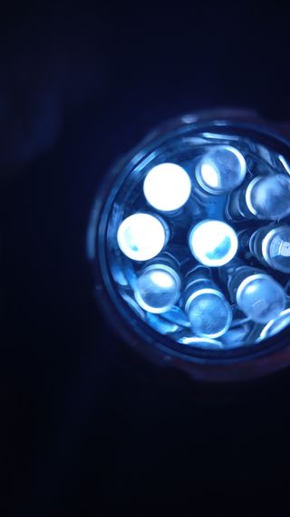 Linternas LED - con tres pilas finas