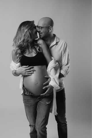 Fotografía profesional de embarazo bautizos y bodas