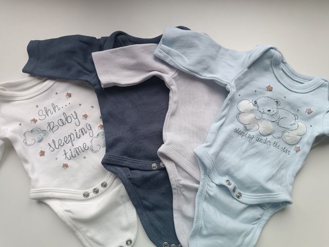 Lote 5 bodies bebé