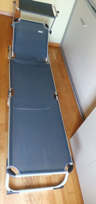 Tumbona Plegable - Negra y Plateada