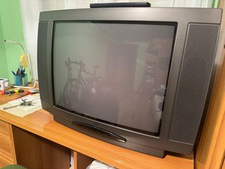 Televisor Loewe Contour