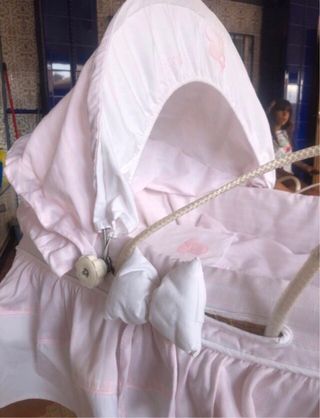 Moises con tonos rosas