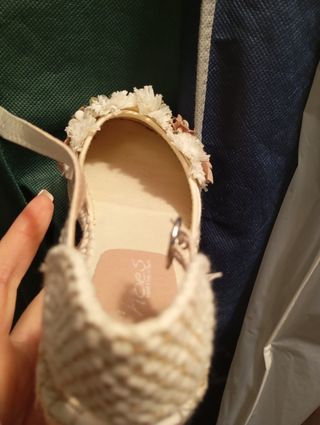 Alpargatas ceremonia niña T32 - beige