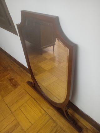 Espejo tocador madera halla.acabado en caoba