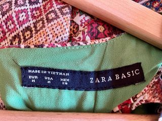 Mono corto estampado de Zara