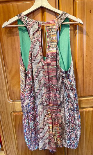 Mono corto estampado de Zara