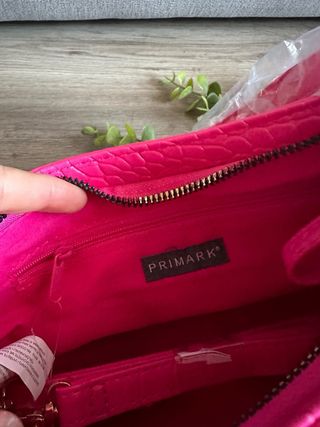 Bolsito rosa estampado cocodrilo NUEVO