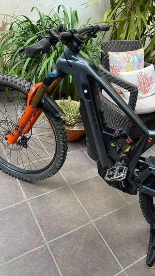 bicicleta electrica Bulls con Pinion