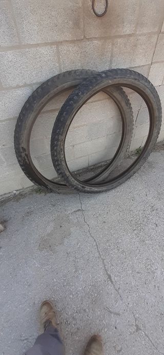 Cubiertas carro 4.00-36