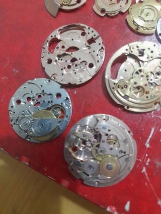 Orologi ETA: Calibri Automatici