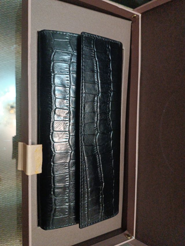 Cartera Cortefiel negra - Piel. Monedero