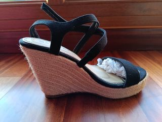 Sandalias con cuña.
