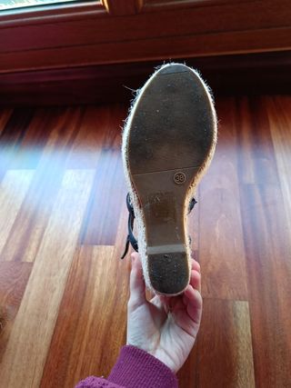 Sandalias con cuña.