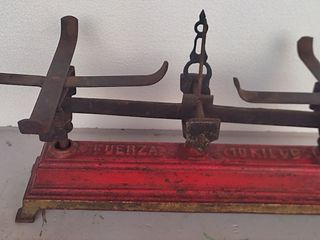 Balanza Antigua fuerza 10 kg