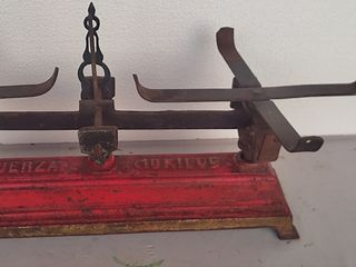 Balanza Antigua fuerza 10 kg