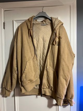 Sudadera Carhartt beige acolchada
