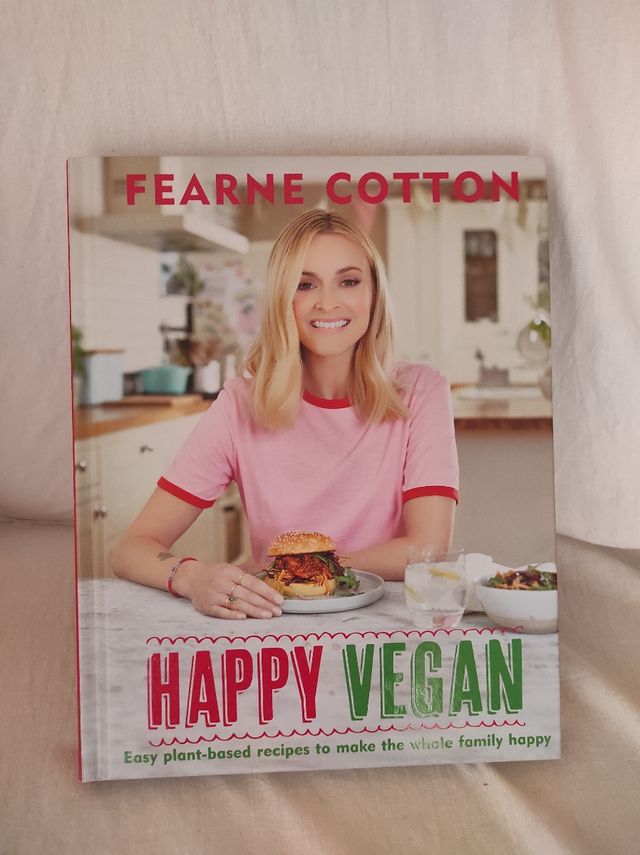 Happy Vegan: Easy plant-based recipes to make t...