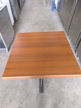 Mesa de sala de restaurante