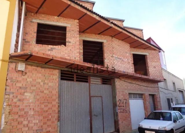 Nave industrial - 330m² - 2 plantas