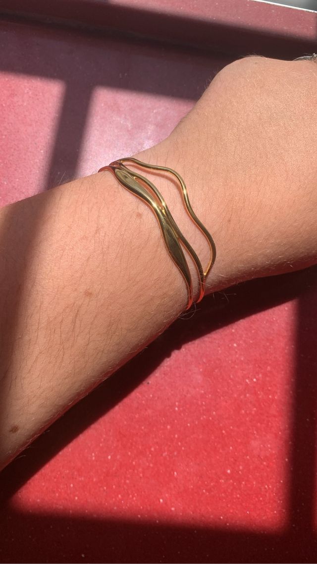 Pulsera abierta