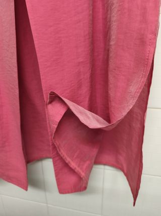 Vestido y chaqueta rosa irisado