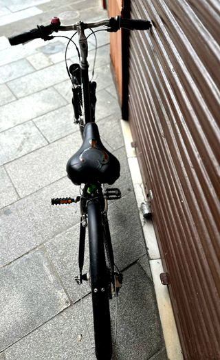 Bicicleta B-Twin Seven en perfecto estado.