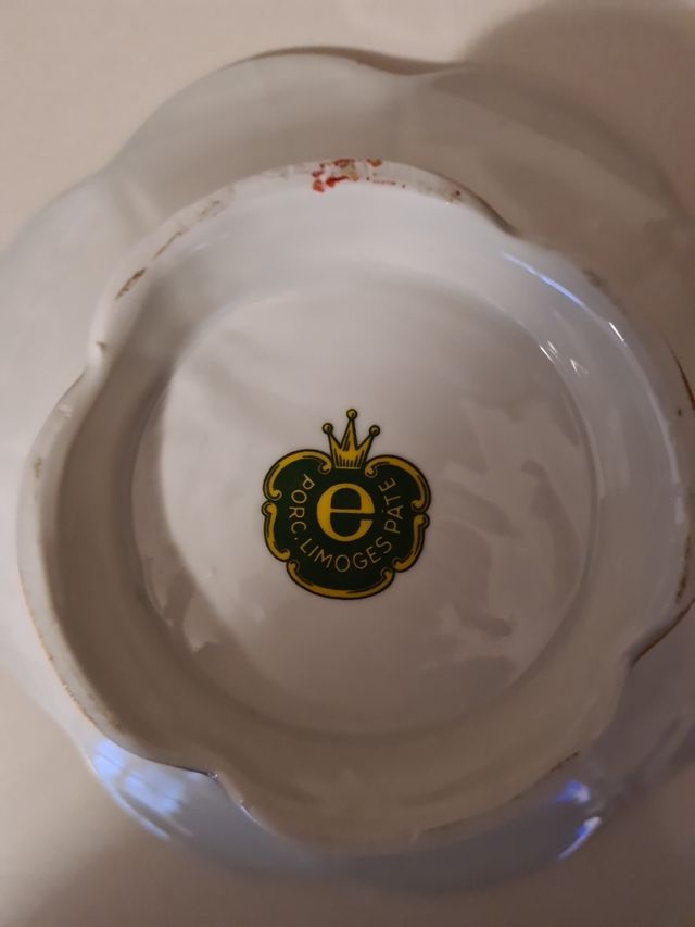 Piatto in porcellana di Limoges