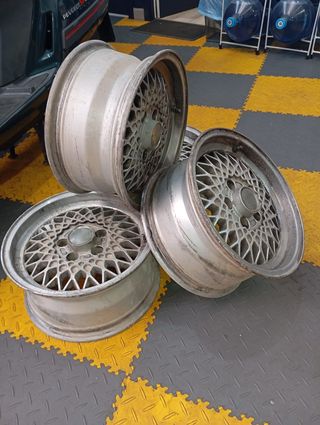 Llanta Mercedes clasicas 15 pulgadas
