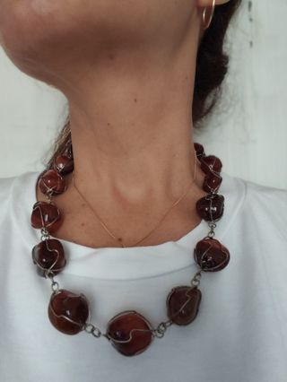 Collar de piedras de cornalinas