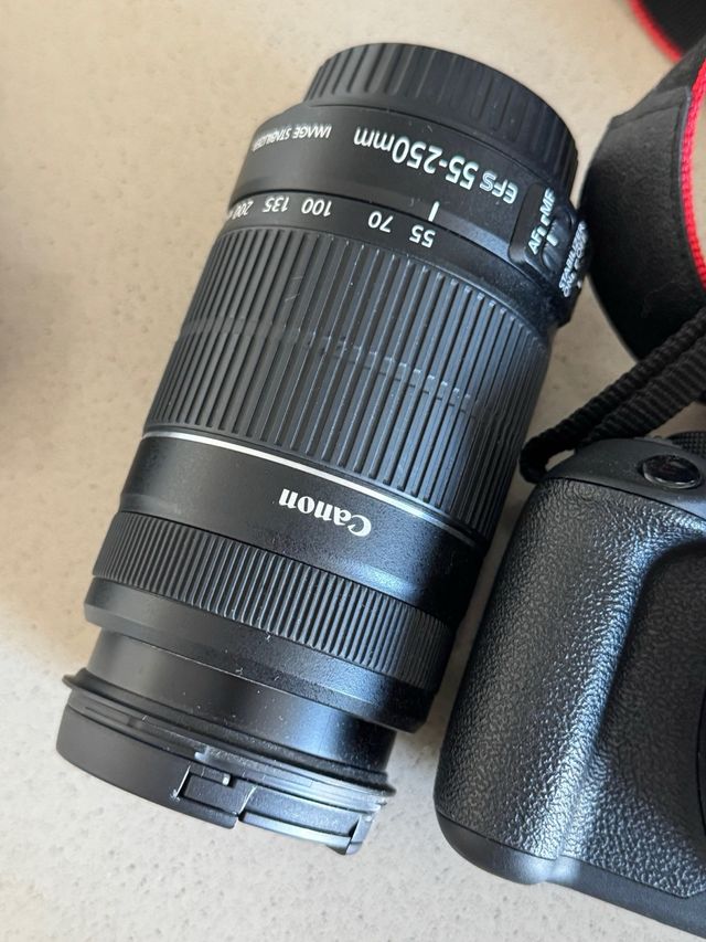 Canon EOS Rebel T5 + 2 objetivos