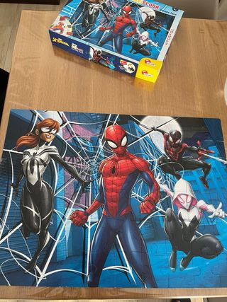 Puzzle spiderman