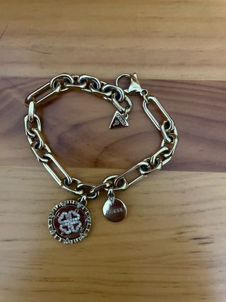 Pulsera Guess dorada