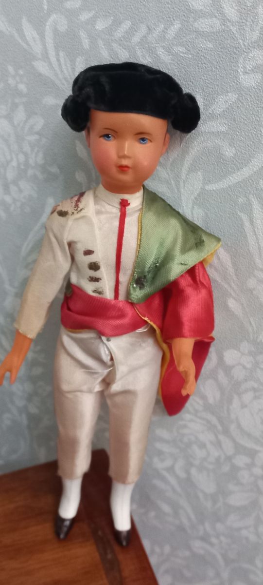 Muñecos toreros y toro vintage