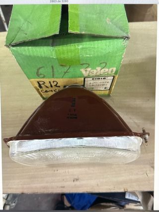 Dispongo de un faro R12 cristal Concavo